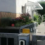شقة في إننشتادناهي