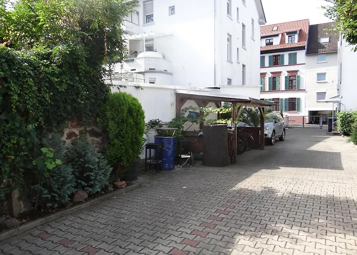 In Innenstadtnaehe *